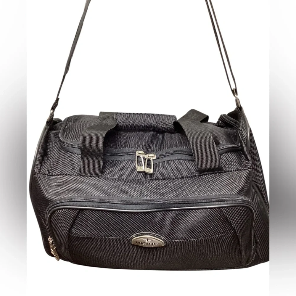 Dockers Nylon Duffle Bag Mid Size Black